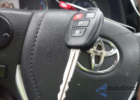 2017 Toyota Corolla Le из США, поврежденный, VIN 5YFBURHE1HP660194